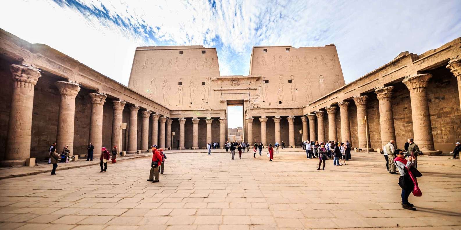Dendera Temple and traditional village crafts