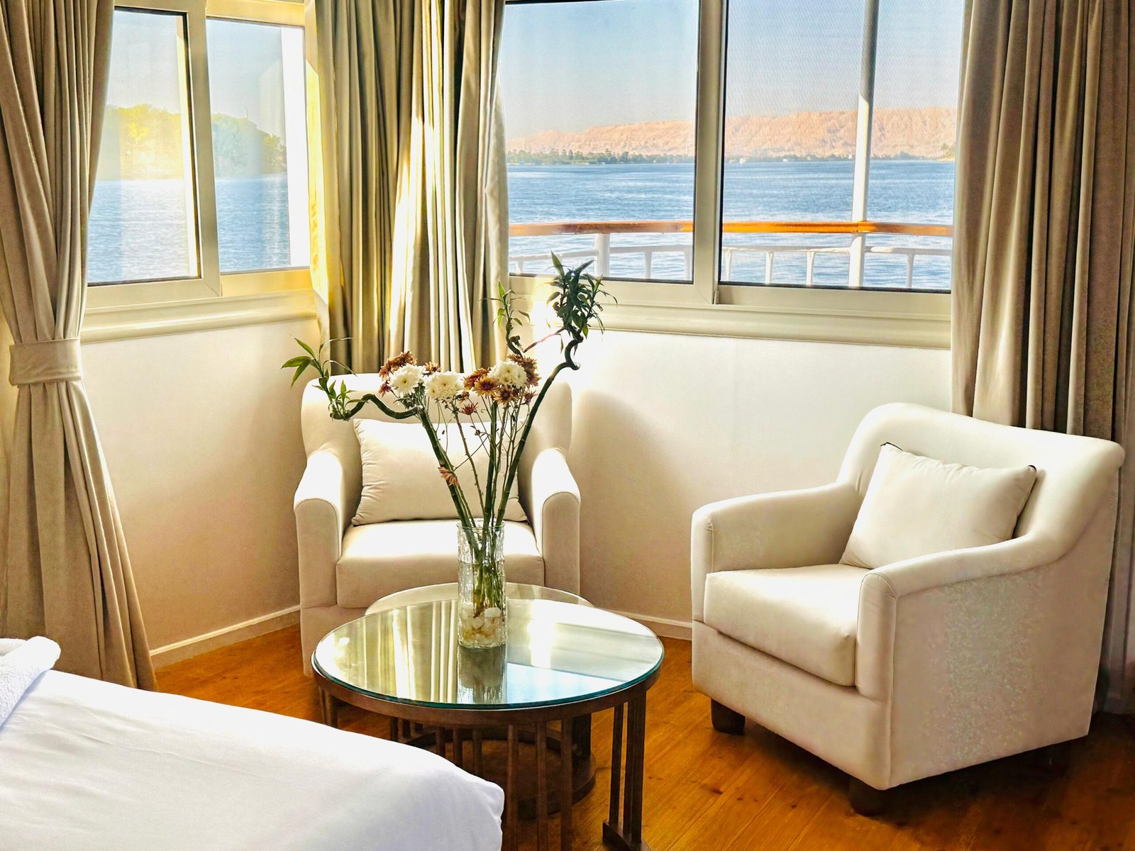 Zahra ElNile suite